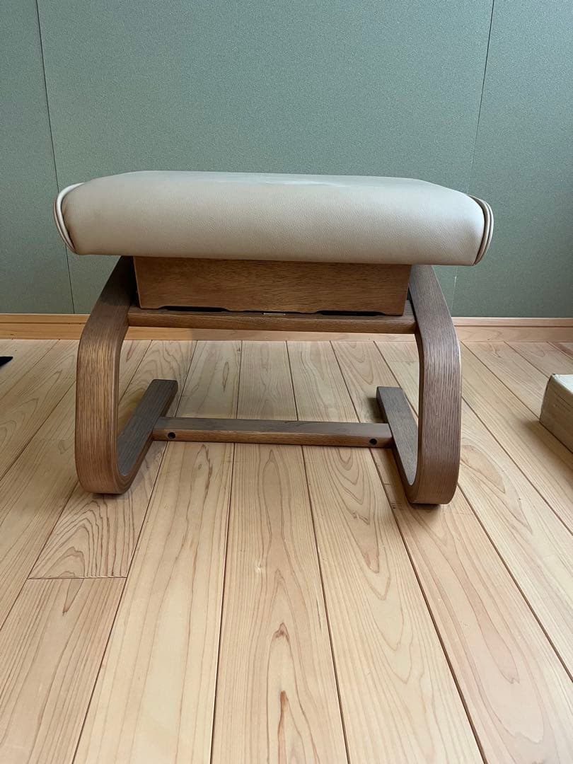 フジファニチャー製オットマン 楽天市場】冨士ファニチア 富士ファニチャー [ Nagi ナギ ] スツール