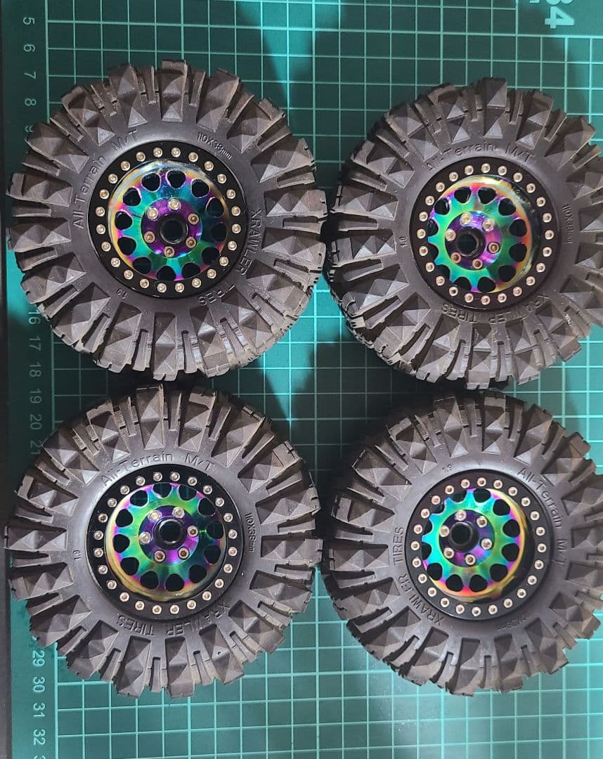 クローラーラジコン用　アルミホイール、タイヤ110㎜