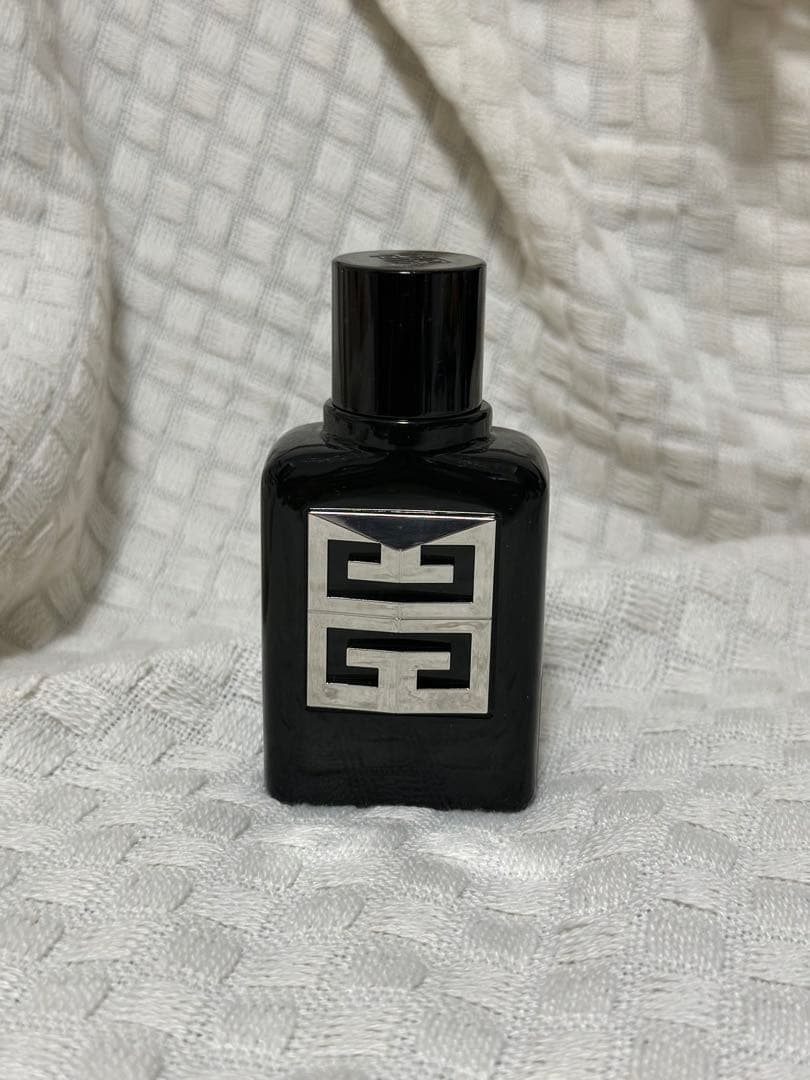 ジバンシイ　ジェントルマン　ソサイエティ40ml