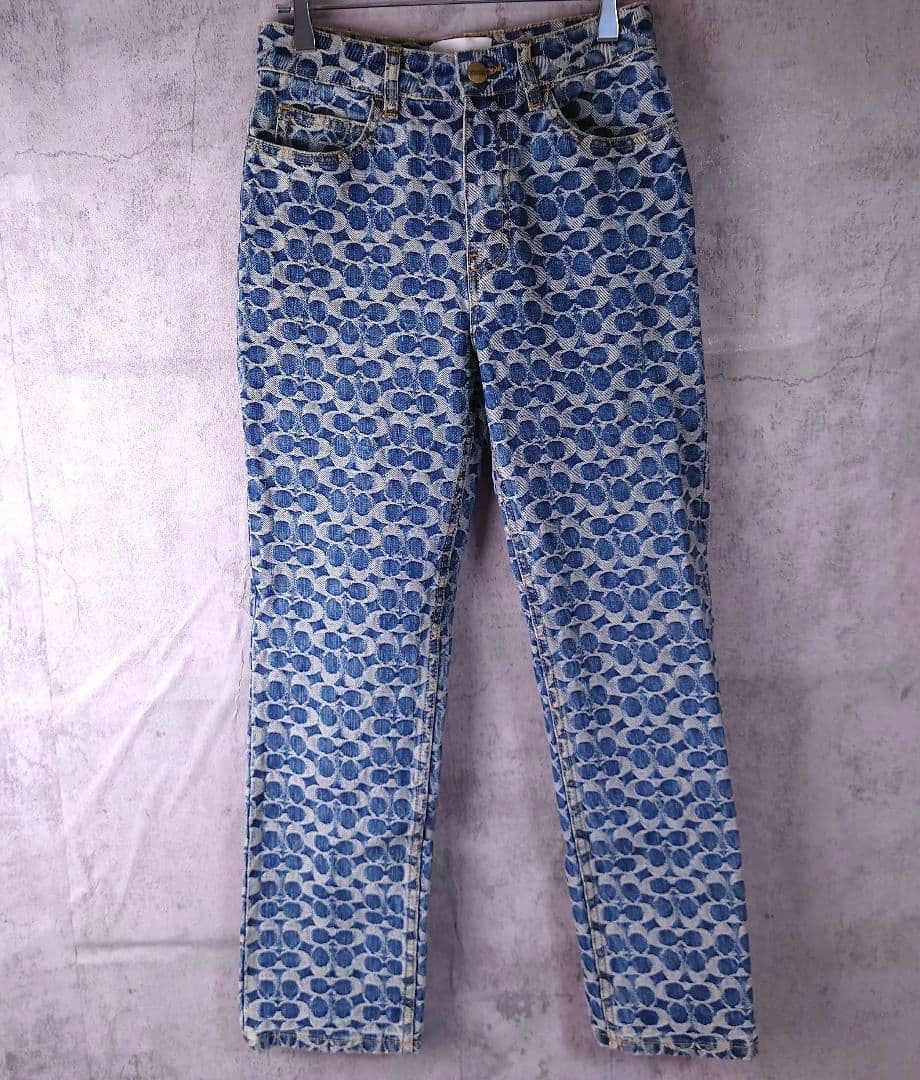 人気デザイン COACH コーチ 総柄 デニム シグネチャー　XSサイズ