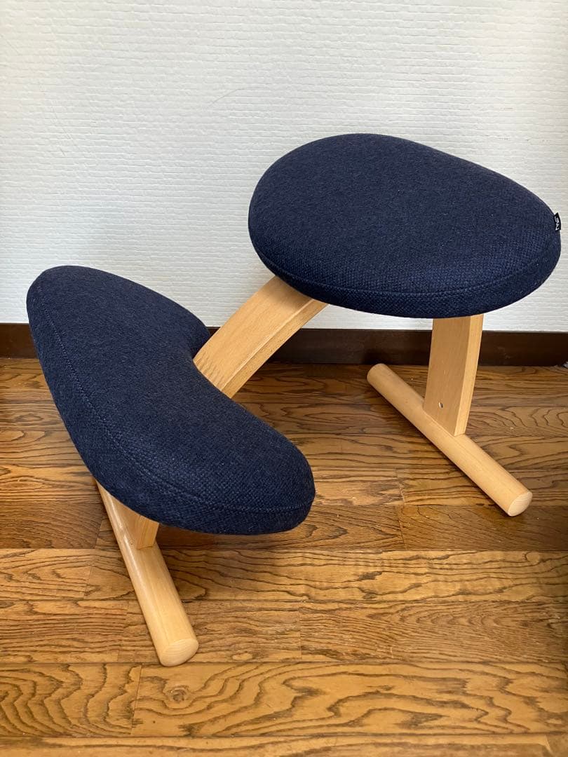 RYBOリボ社 BALANCE EASY バランスイージーチェア　ネイビー