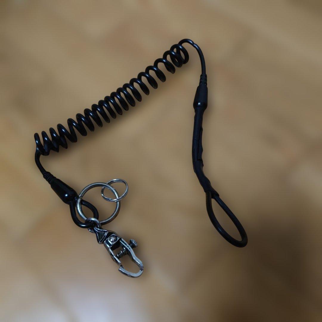 カールコード（モデルガン、鍵束）