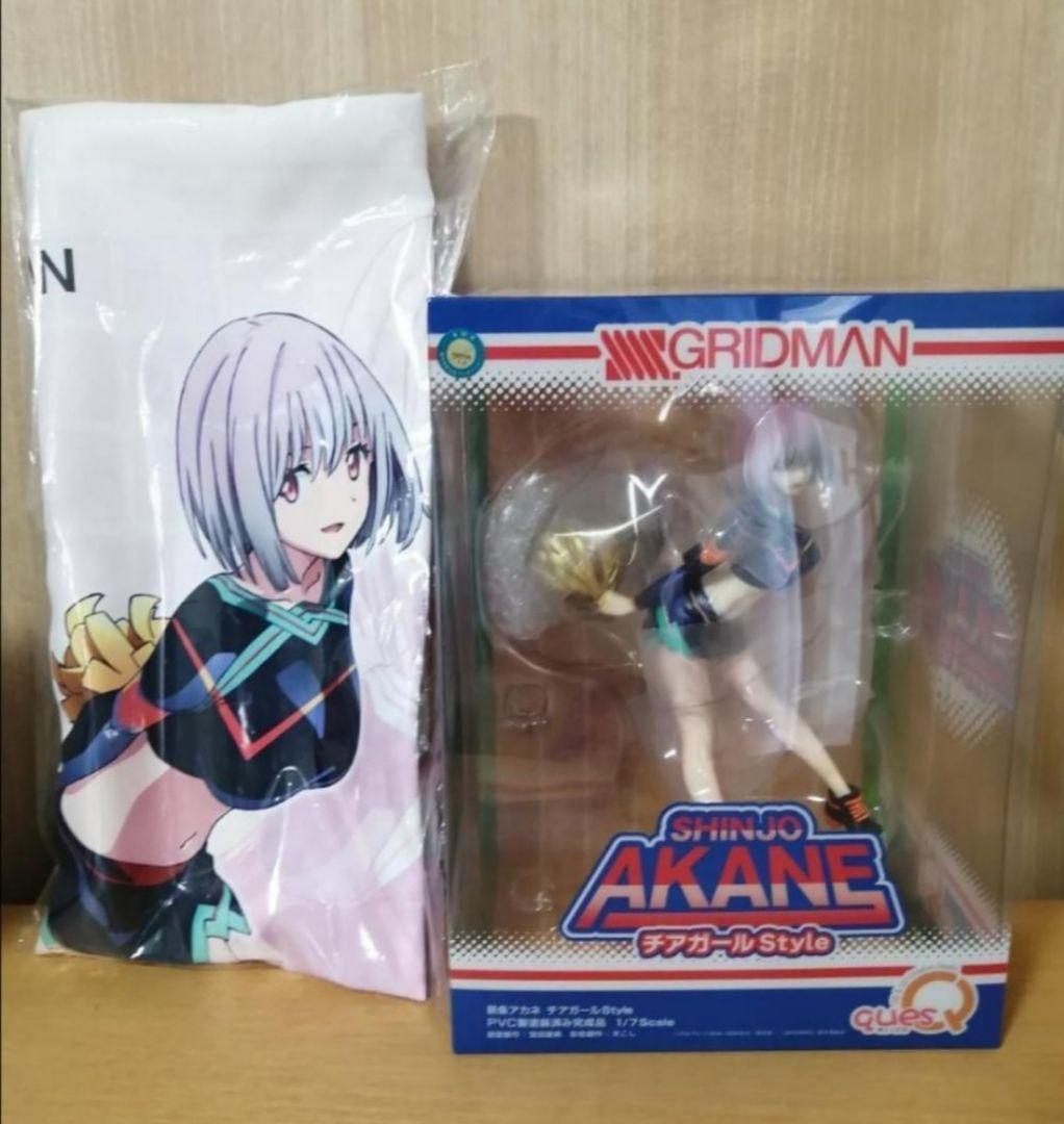 新条アカネ　フィギュア　タペストリー