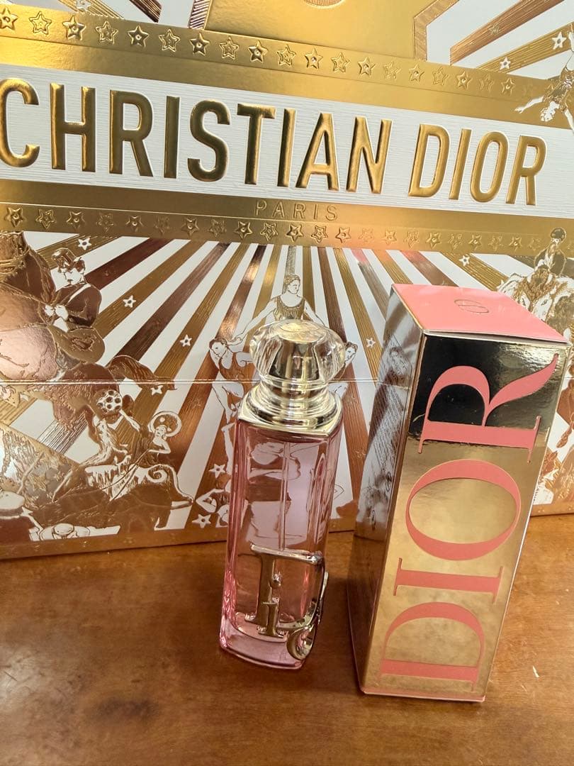 DIOR ディオールアディクト ロージー グロウ オードゥパルファン　極美品
