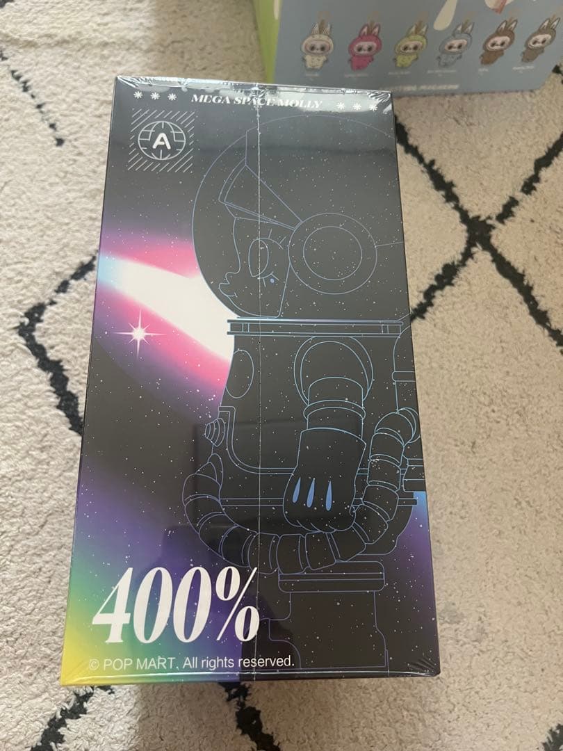 ポップマート MEGA SPACE MOLLY 400% EREBUS - メルカリ