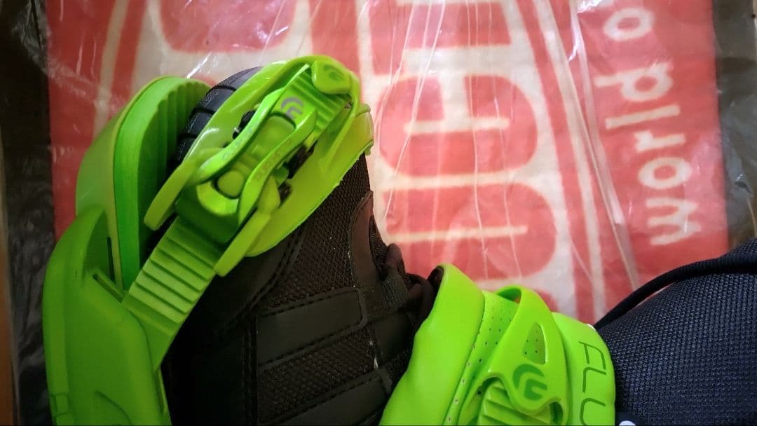 FLUX F.T.M. ビンディング サイズL グリーン バインディング - メルカリ