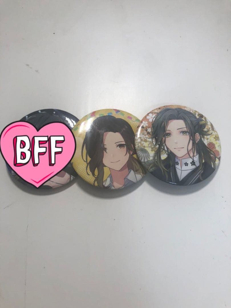 いれいす 悠佑 缶バッジ まとめ売り - メルカリ