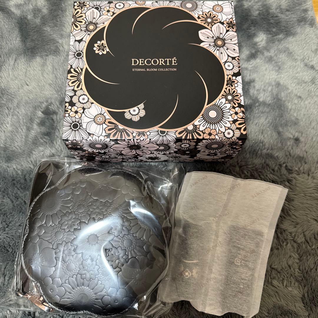 DECORTÉ ETERNAL BLOOM COLLECTION
