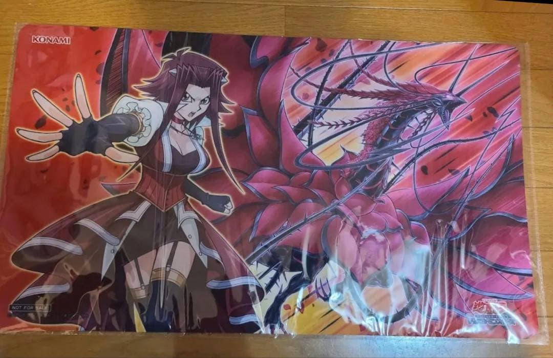 十六夜アキ TSUTAYAトーナメント プレイマット ブラックローズドラゴン