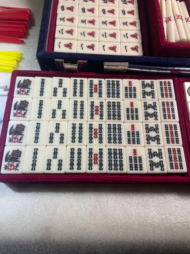 希少・真彫】麻雀牌 牛骨・背竹牌 1枚12g 昭和レトロ 付属品完備 保証