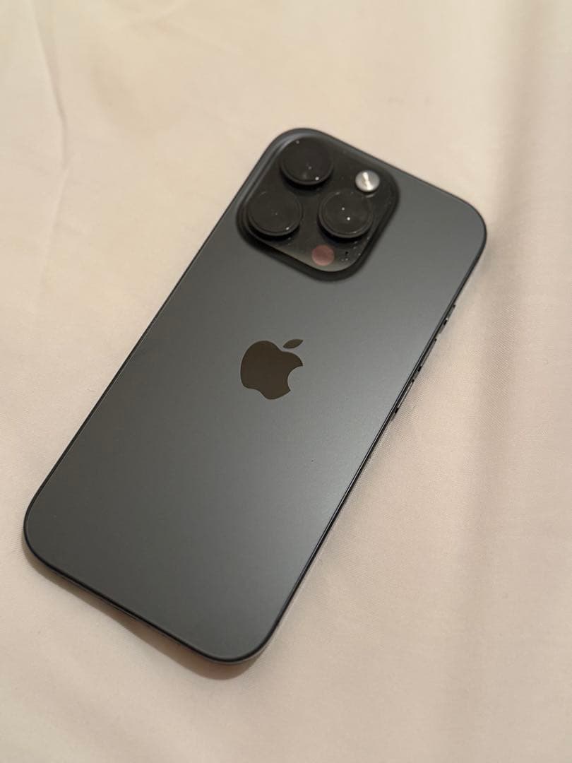 iPhone16 Pro 128GB ブラックチタニウム