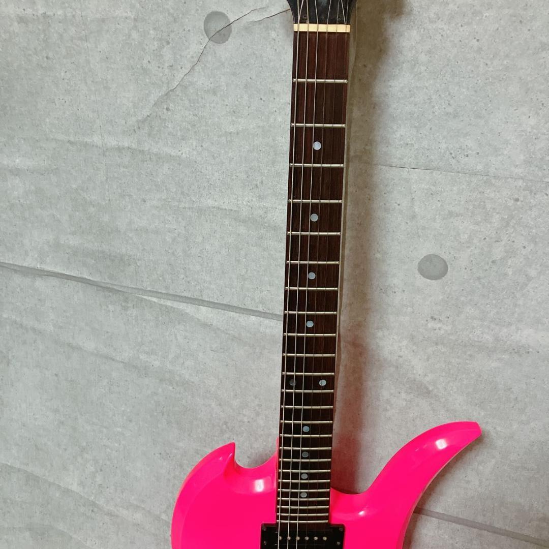 TARGET FERNANDES エレキギター モッキンバード ピンク 美品 - メルカリ