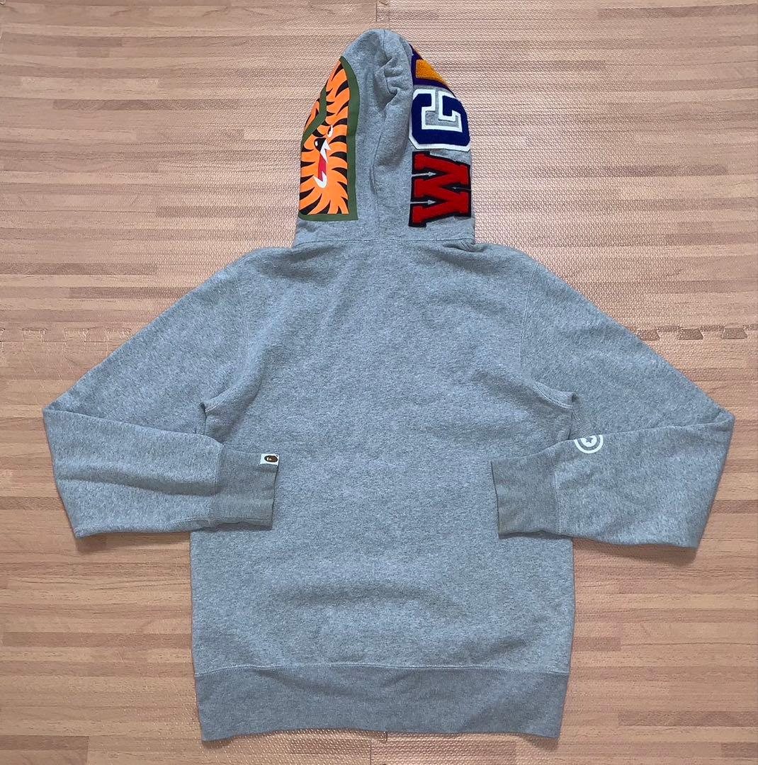 ☆大人気☆ APE シャークパーカー グレー M パーカー kaws - メルカリ