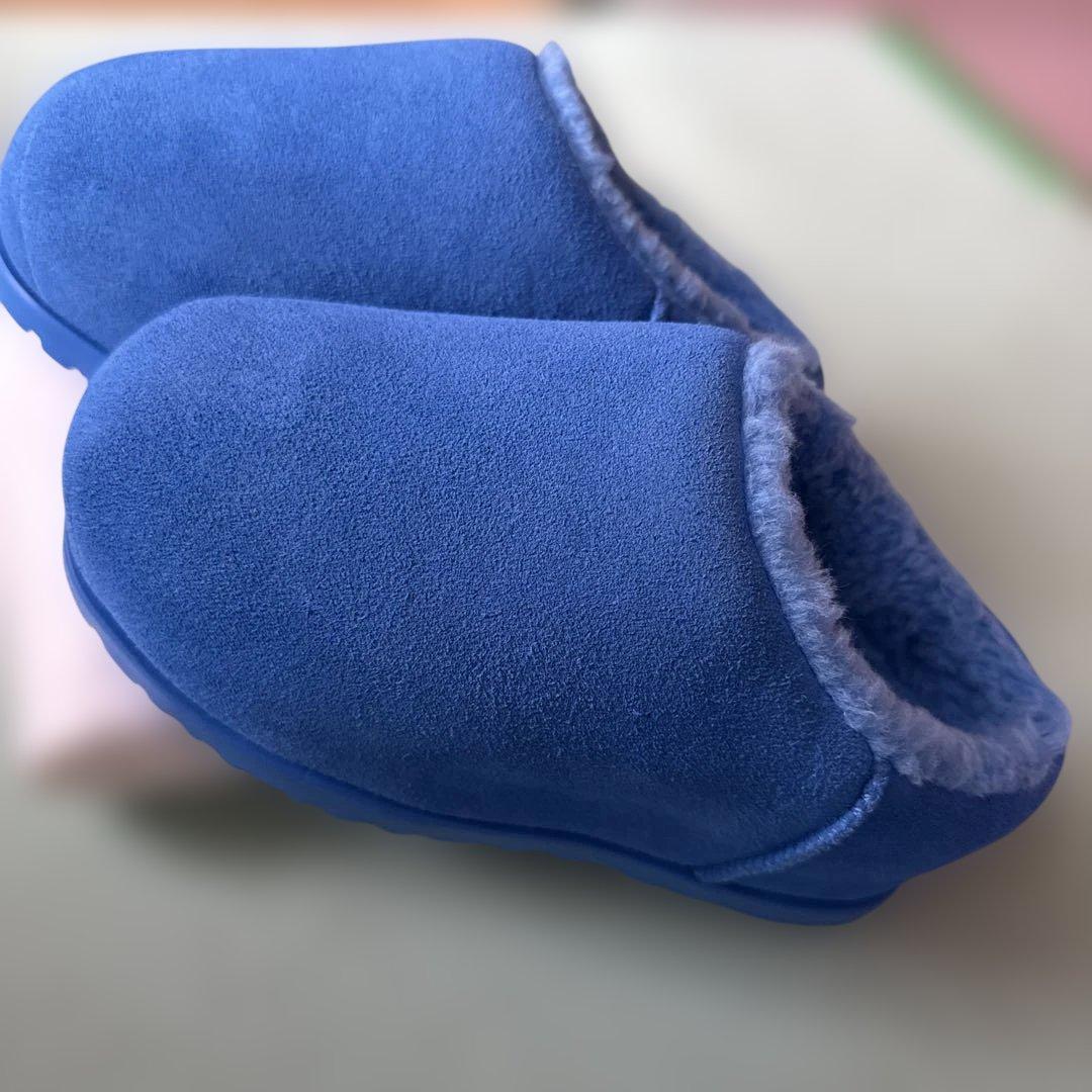 む・:*+.(( °ω° ))/.:+専用 UGG ブルー スリッポン