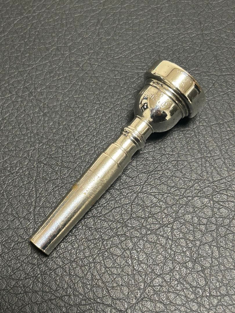 ニアピリオド 2C BACH トランペット マウスピース 旧刻印 - メルカリ