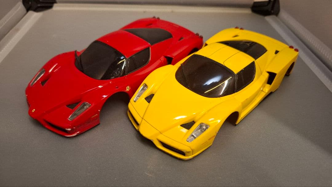 京商 ミニッツ エンツォフェラーリ　Miniz ENZO Ferrari