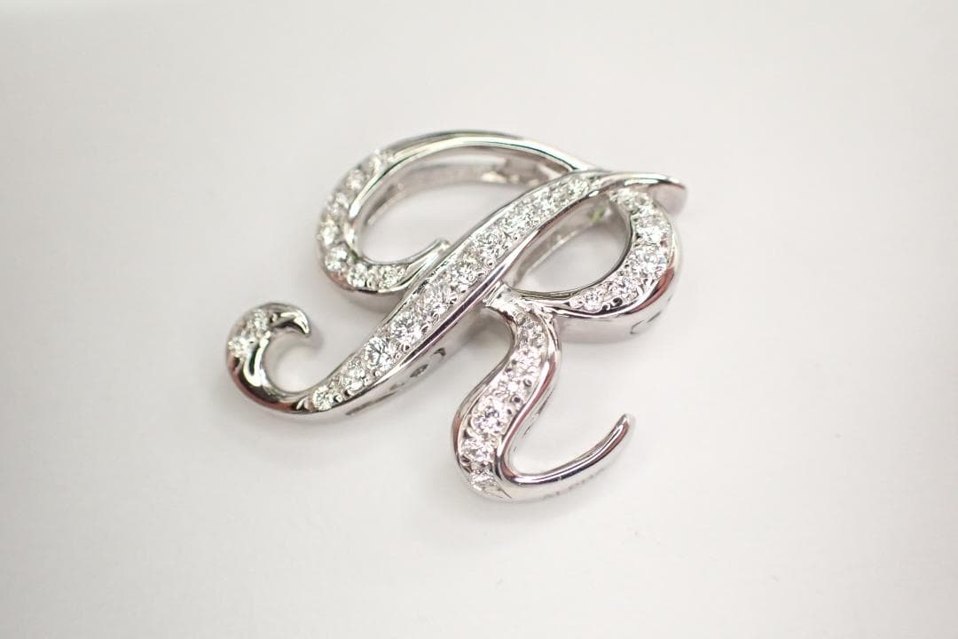 20/美品 ノンブル アルファ R ゆきざき K18 ダイヤ ペンダントトップ 楽天市場】【ゆきざき公式】ノンブル アルファ イニシャルペンダント