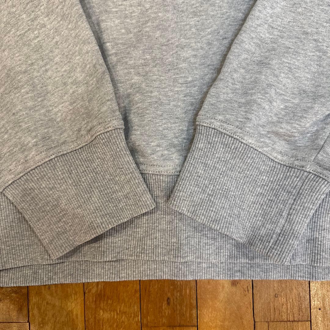 バーバリー BURBERRY グレー フーディー ハーフジップ 美品 大人気