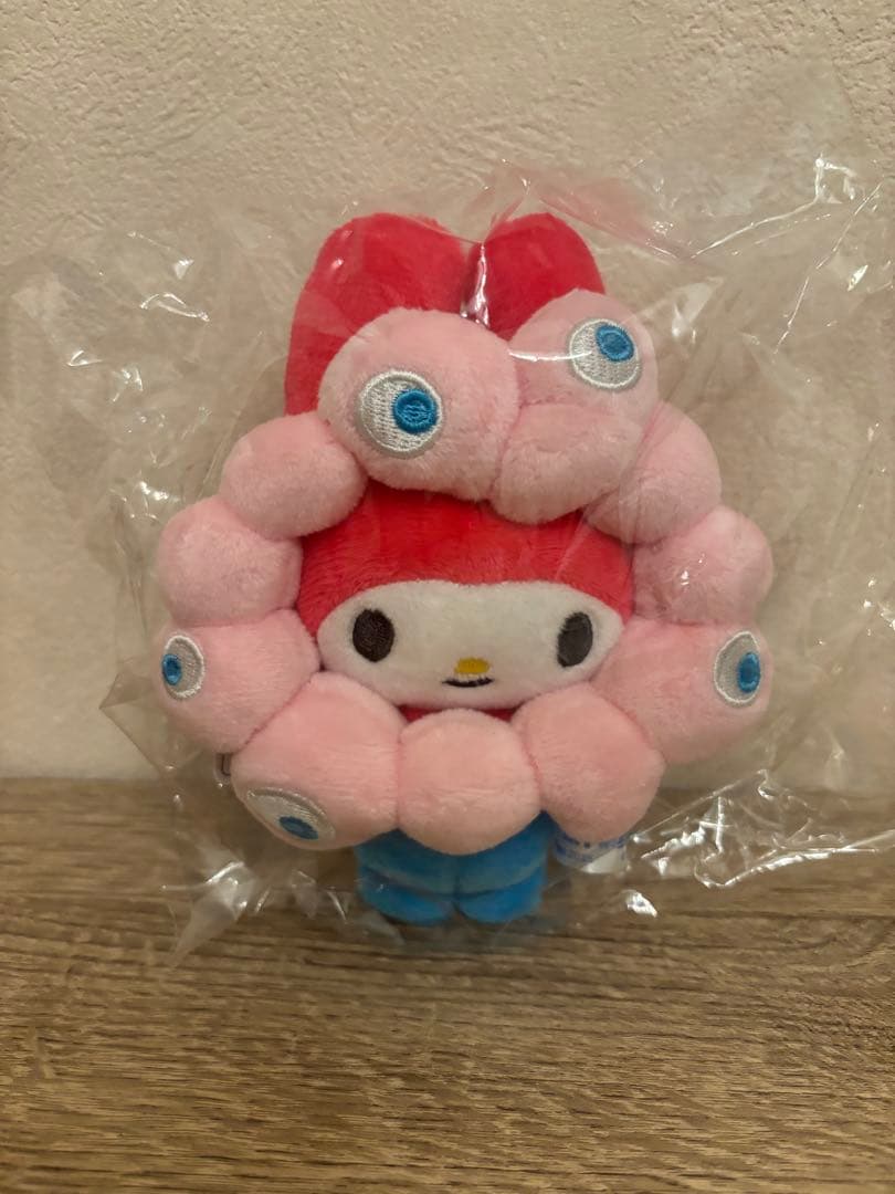 大阪万博 会場内限定マイメロディ ぬいぐるみ ストラップ カラビナ付き