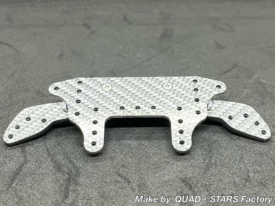 ミニ四駆パーツ】2軸ATリジットバンパー 30周年／シルバー 3mm厚