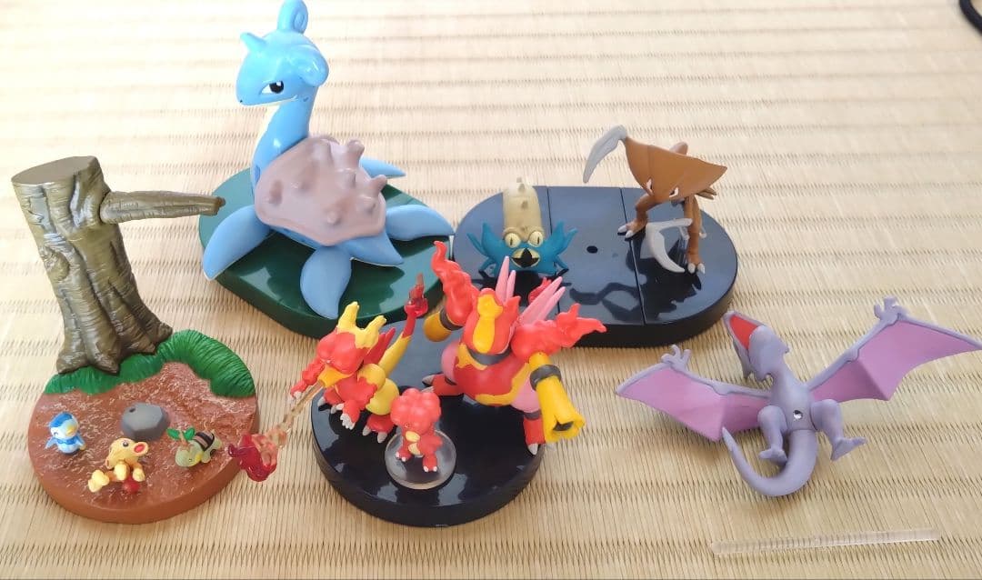 立体ポケモン図鑑　ラプラス　プテラ等まとめ売り