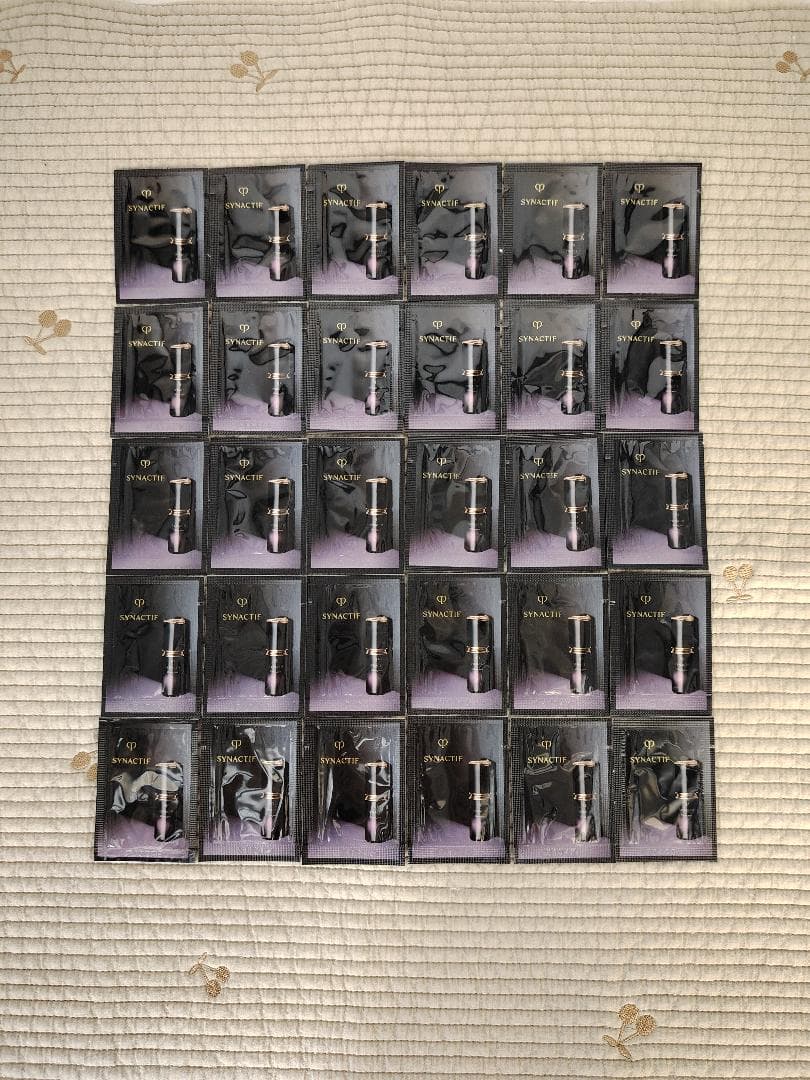 資生堂クレ・ド・ポーボーテ　シナクティフ　クレームイユーｎ　0.2ｇ×30枚