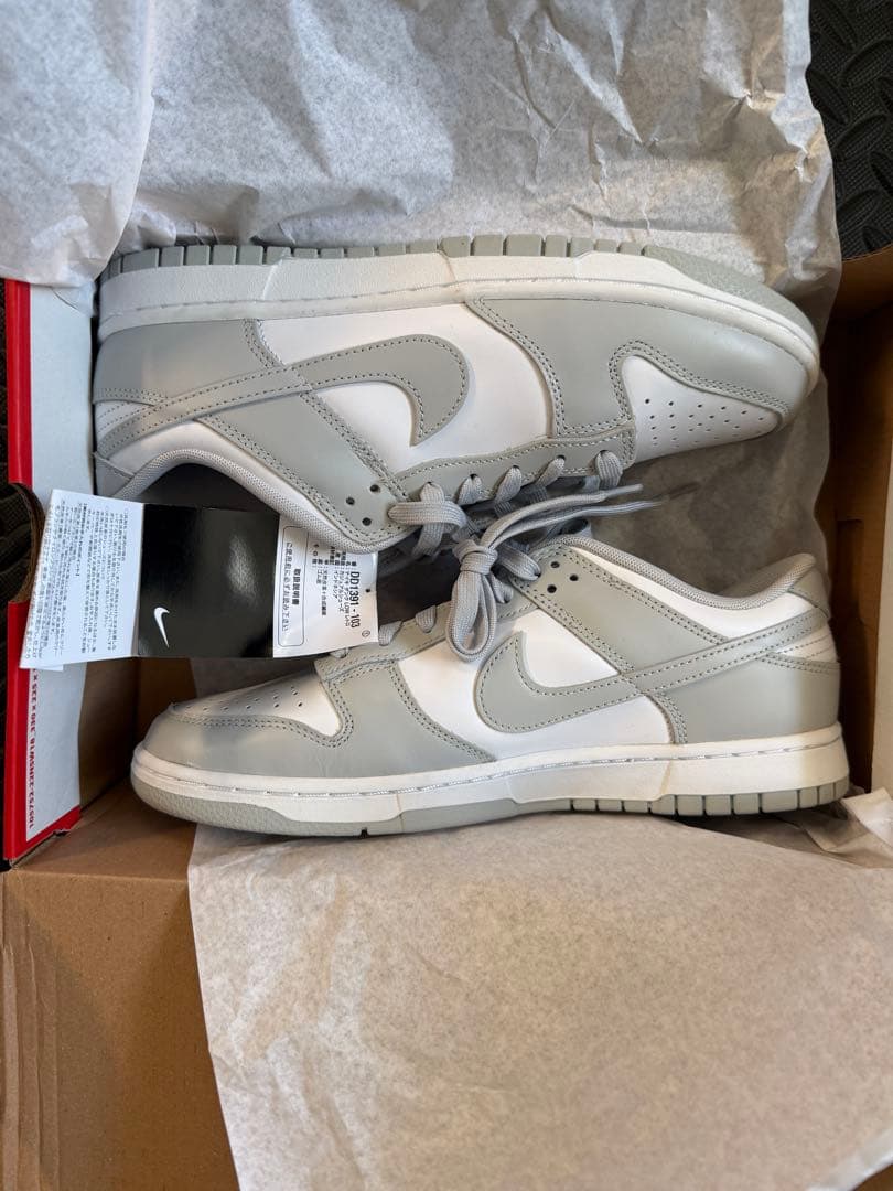 sa 新品未使用 ナイキダンクロー グレー 27.5cm