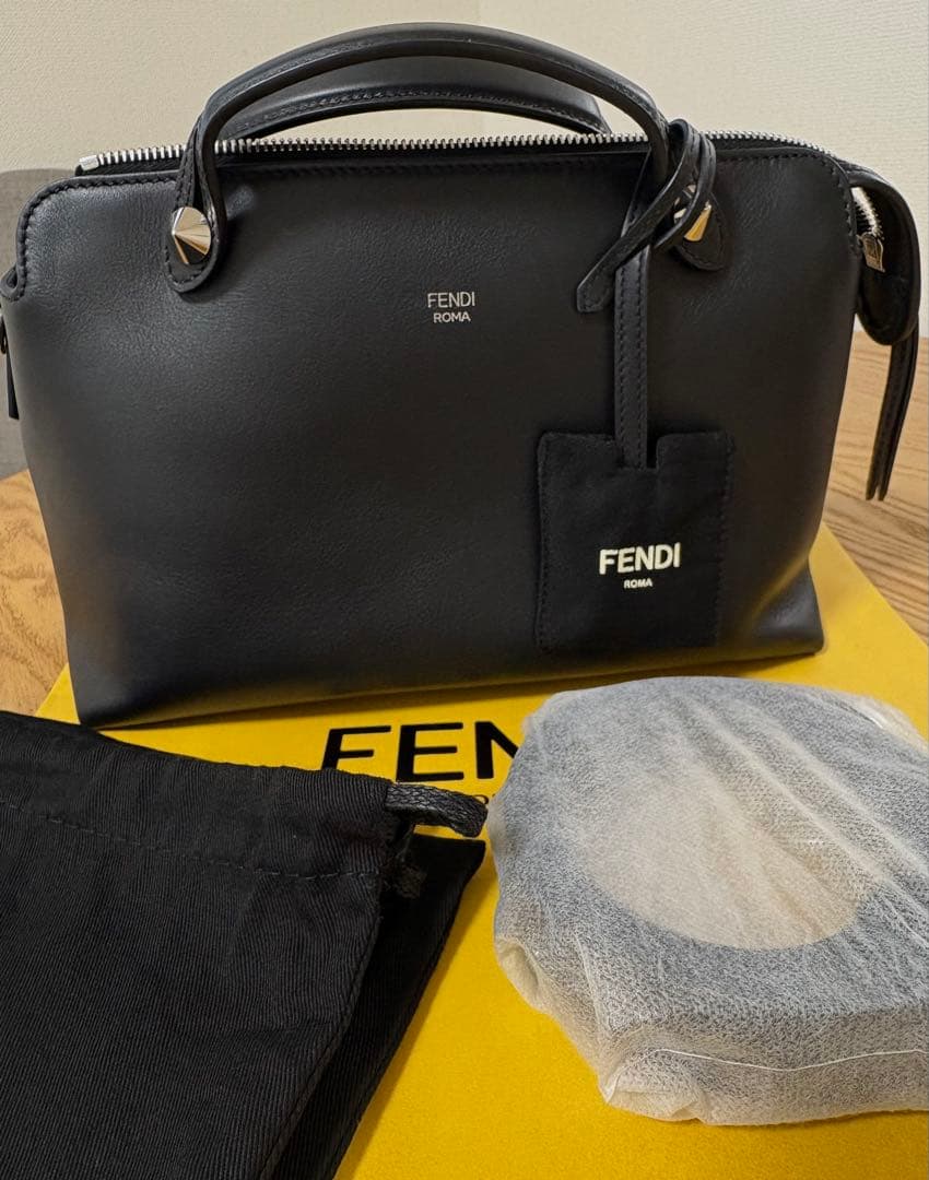 【美品】FENDI バイザウェイ　ミディアム　ブラック　写真追加