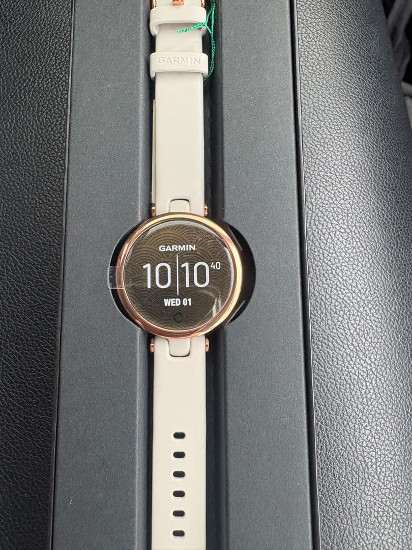 ガーミン Lily Sport Light Sand/Rose Gold 小