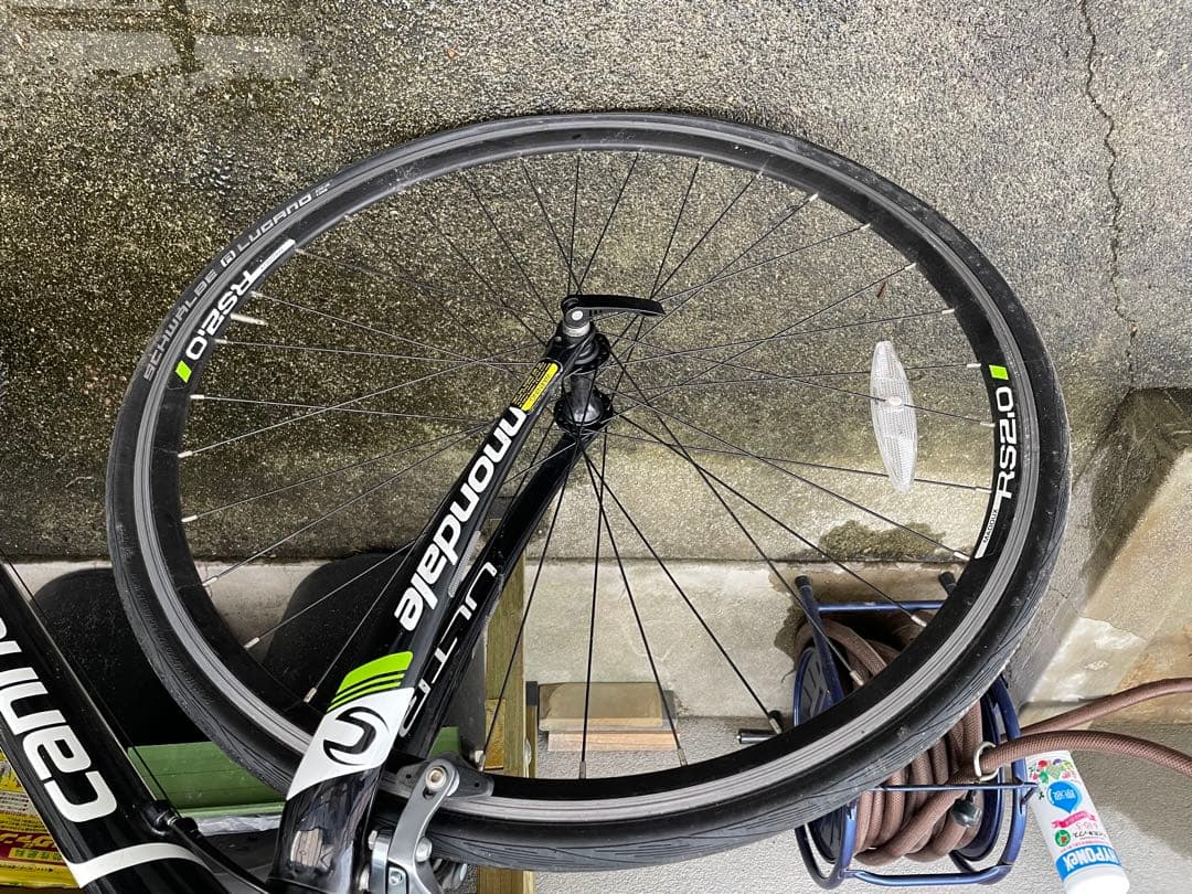 Cannondale キャド8（ティアグラ） 空気入れセット