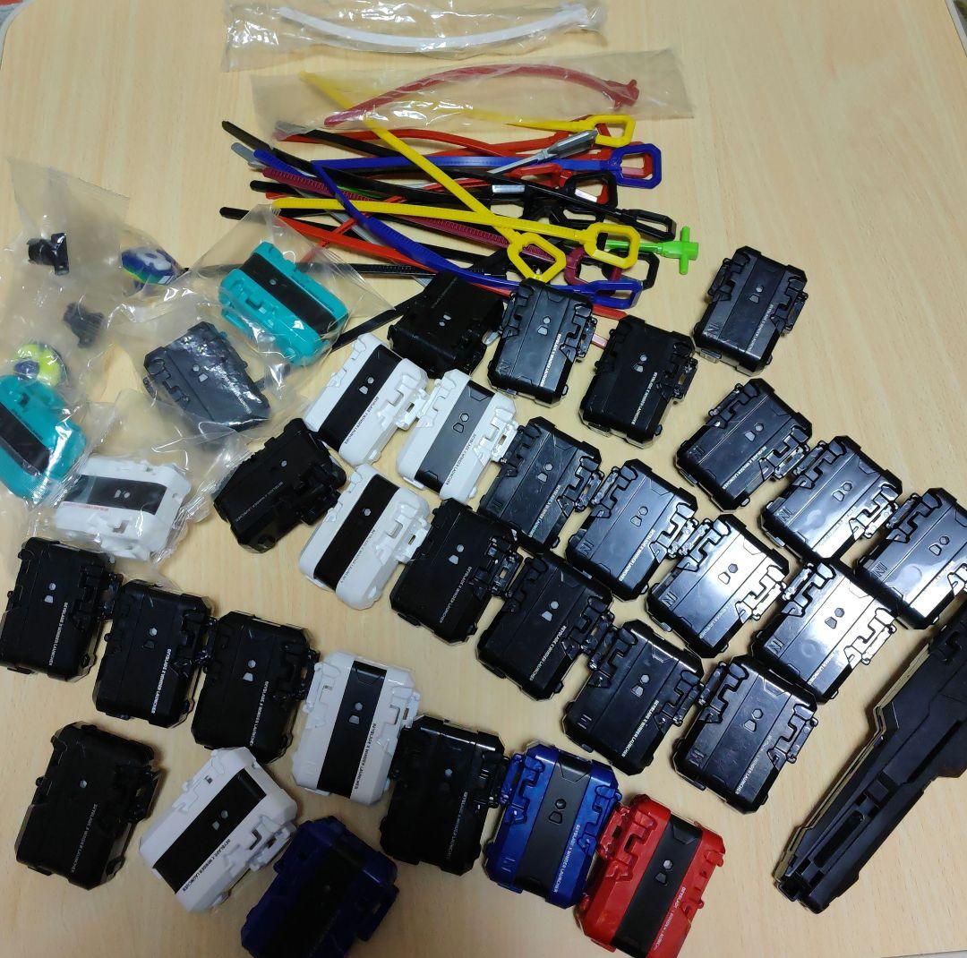 ベイブレードX ワインダーランチャー30個 ワインダー25本 - メルカリ