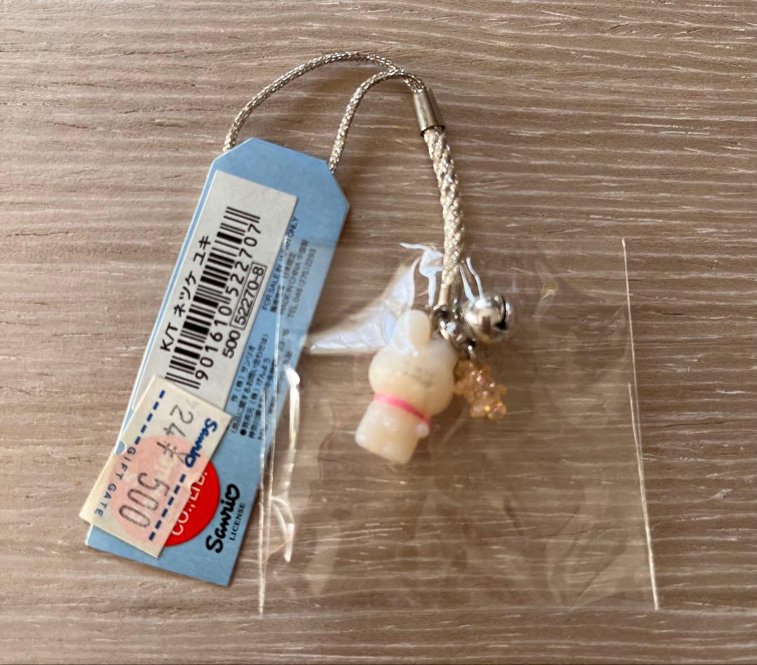 激レア◎北海道限定◎雪うさぎキティ2001片耳折れ◎根付けストラップ