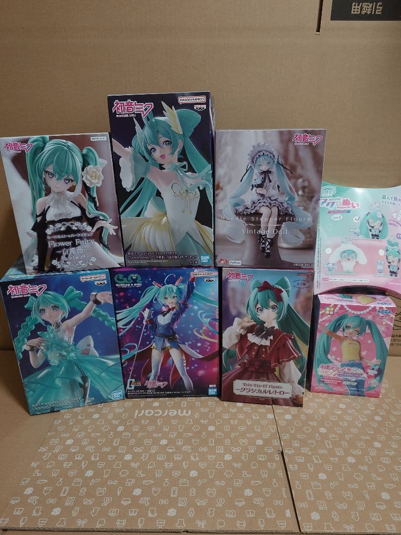 初音ミク　プライズフィギュア等8種セット