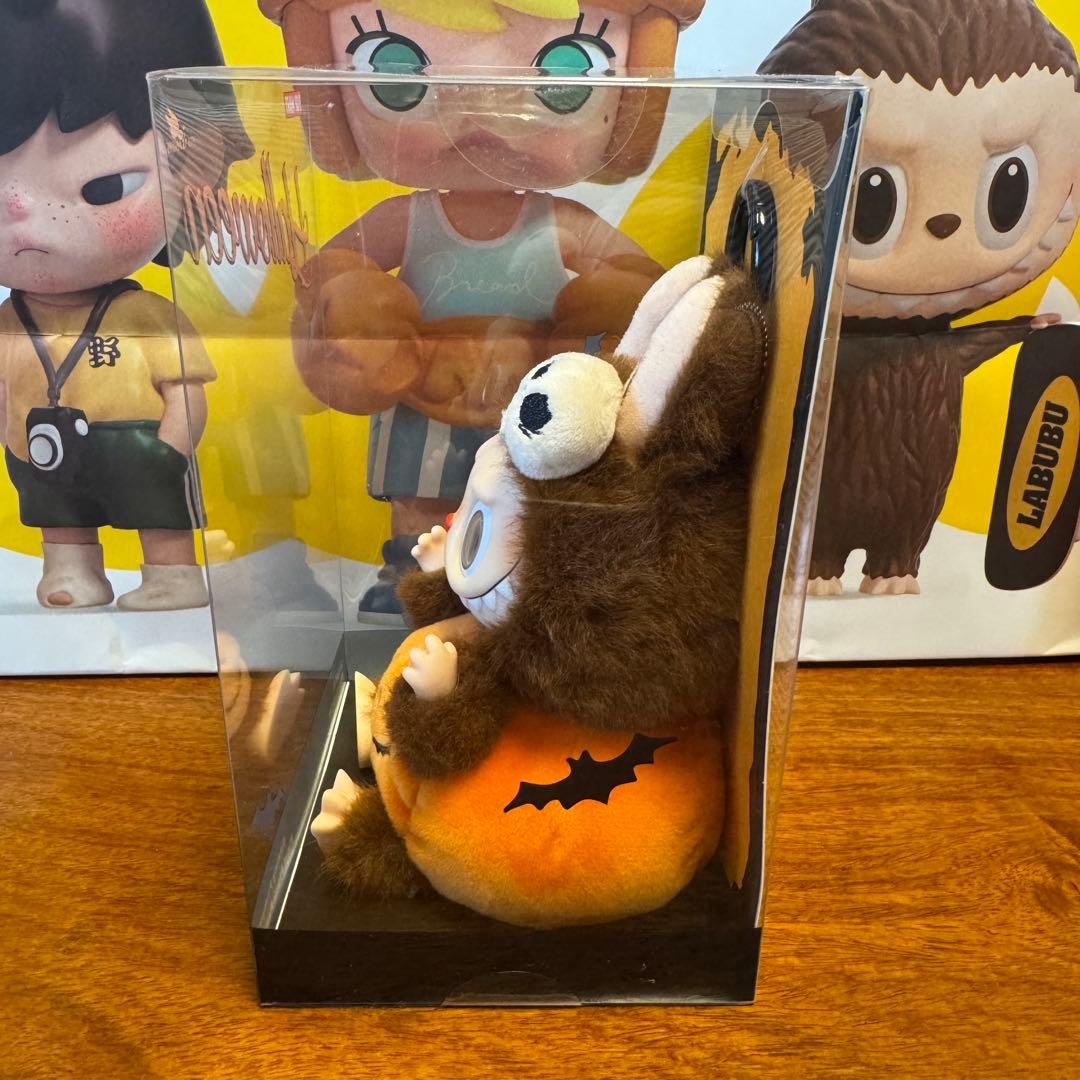 POP MART ハロウィン Sitting Pumpkin ラブブ - メルカリ