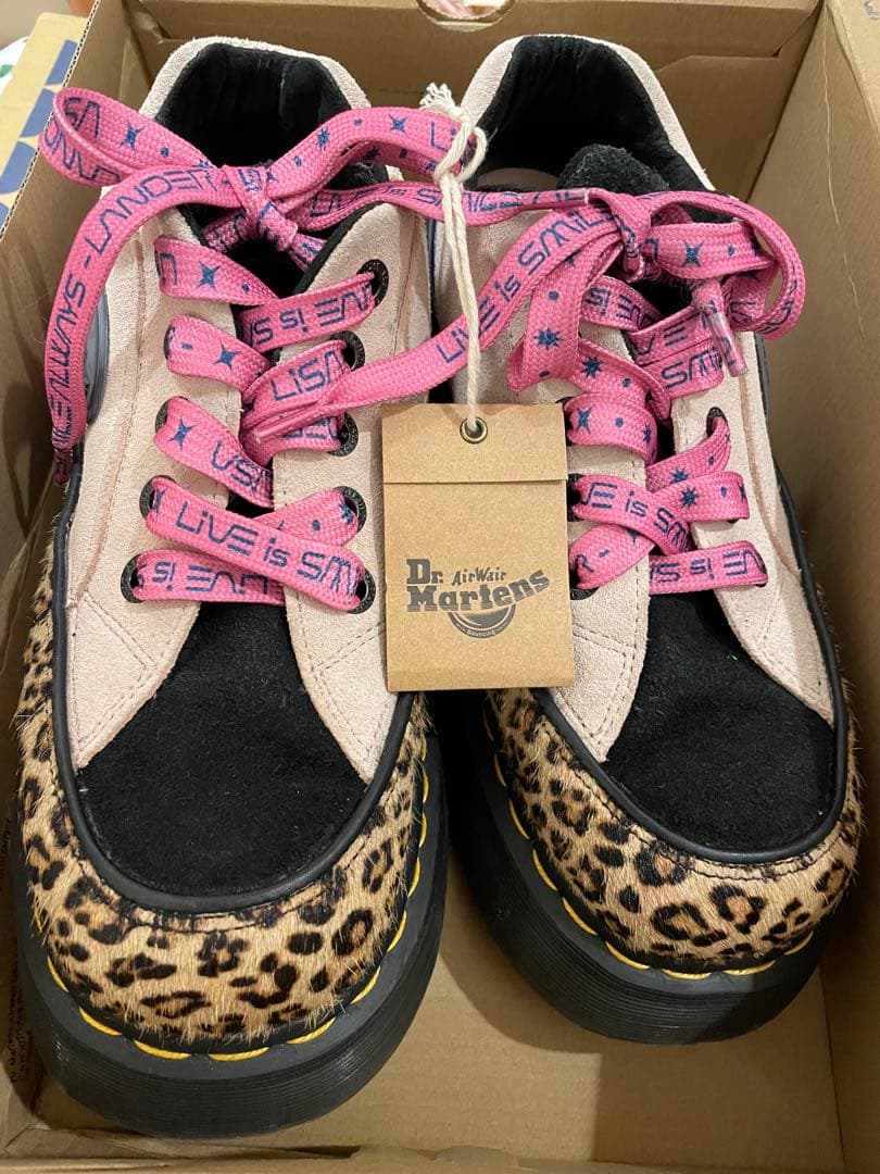 【LiSA愛用モデル】Dr.Martens BUZZ 5I