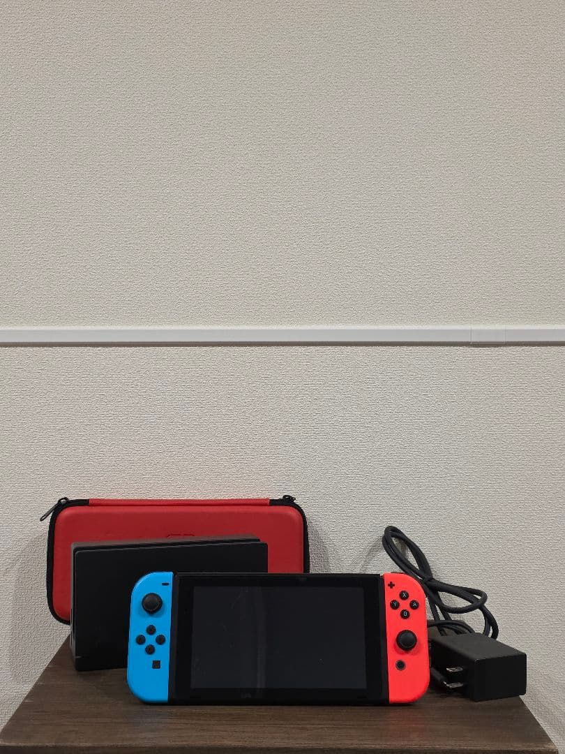 nintendo switch 本体+ケース