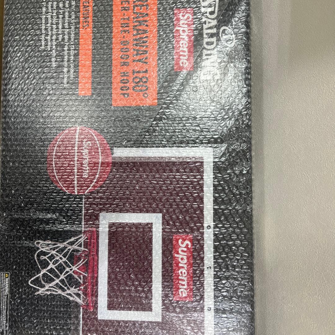 最安！Supreme Spalding Mini Basketball Hoop