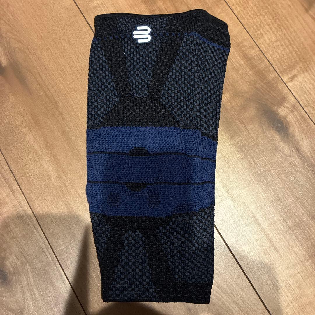 も*か様 BAUERFEIND GenuTrain 膝用サポーター