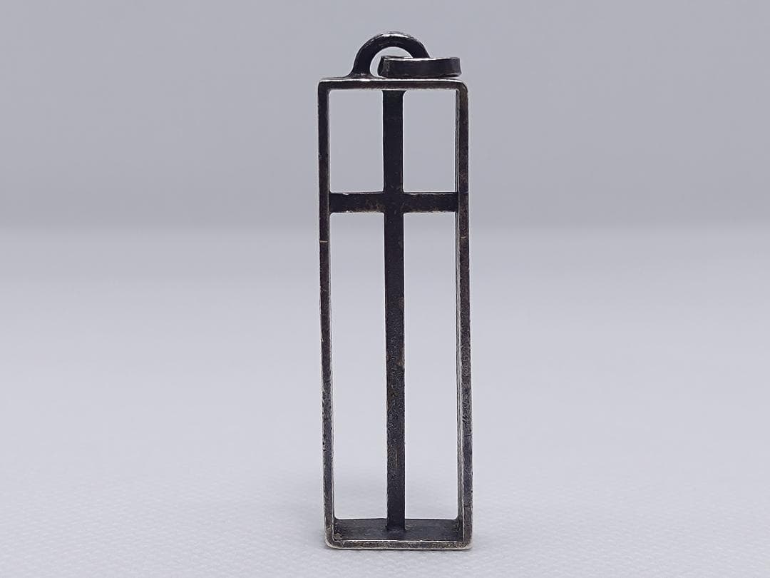 クロスペンダント（十字架）　ネックレス・ペンダント