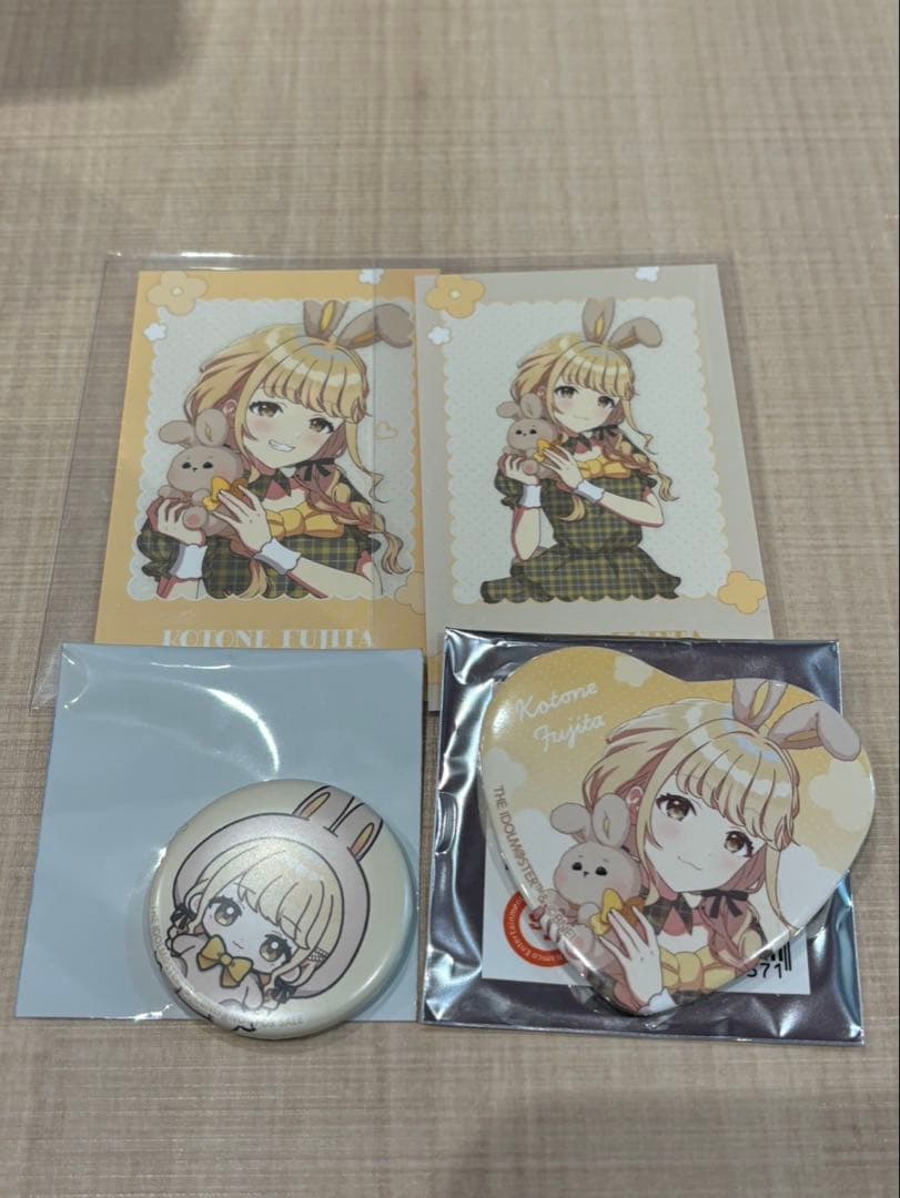 学園アイドルマスター　藤田ことね　gigo 缶バッジ フォトカード