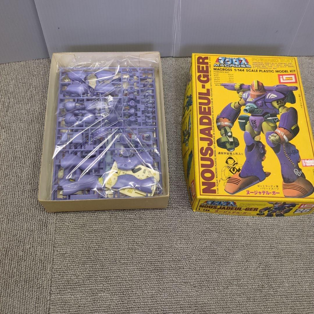 当時物】マクロス ヌージャデル・ガー 1/144スケール プラモデル
