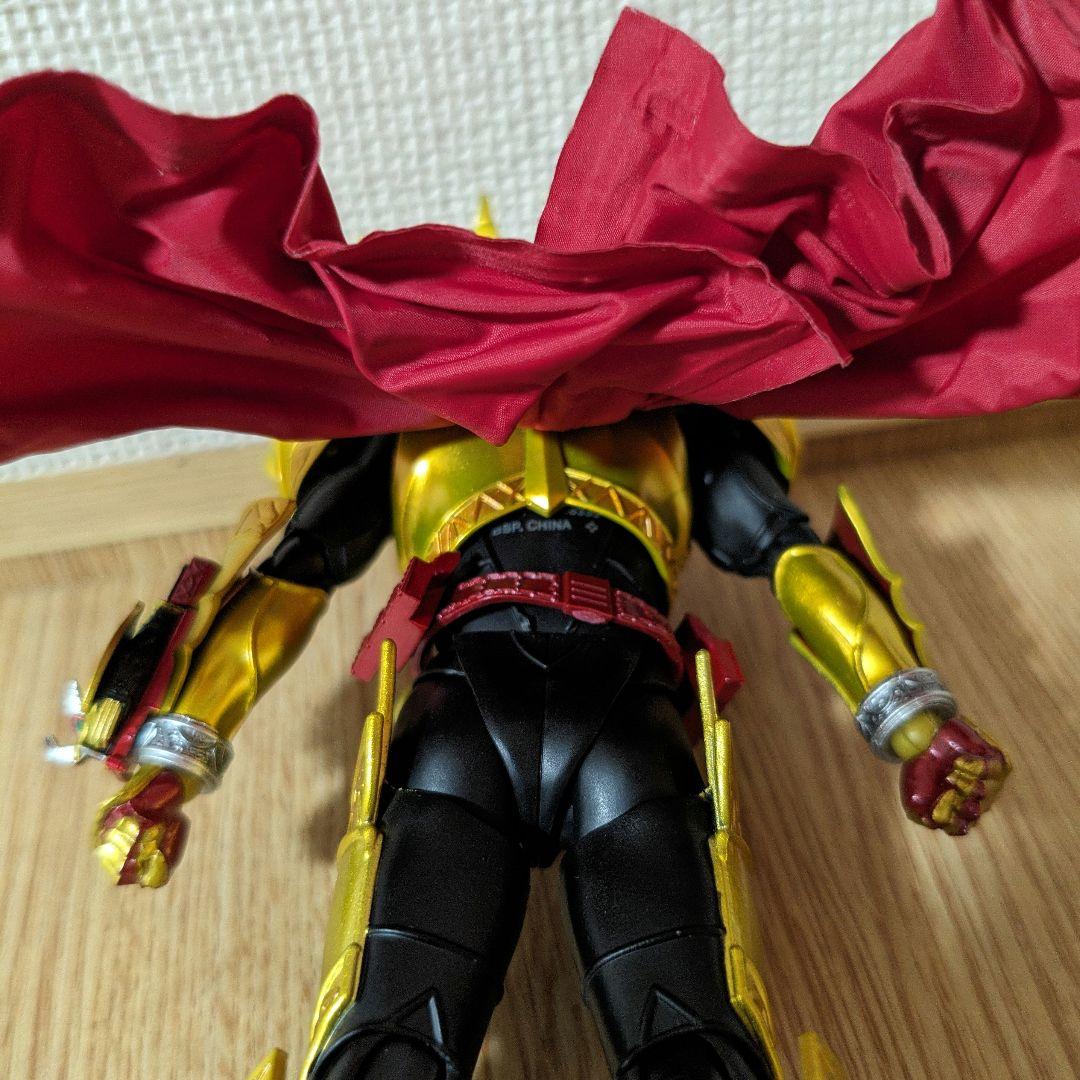 S.H.figuarts 仮面ライダーキバ エンペラーフォーム(真骨彫製法)
