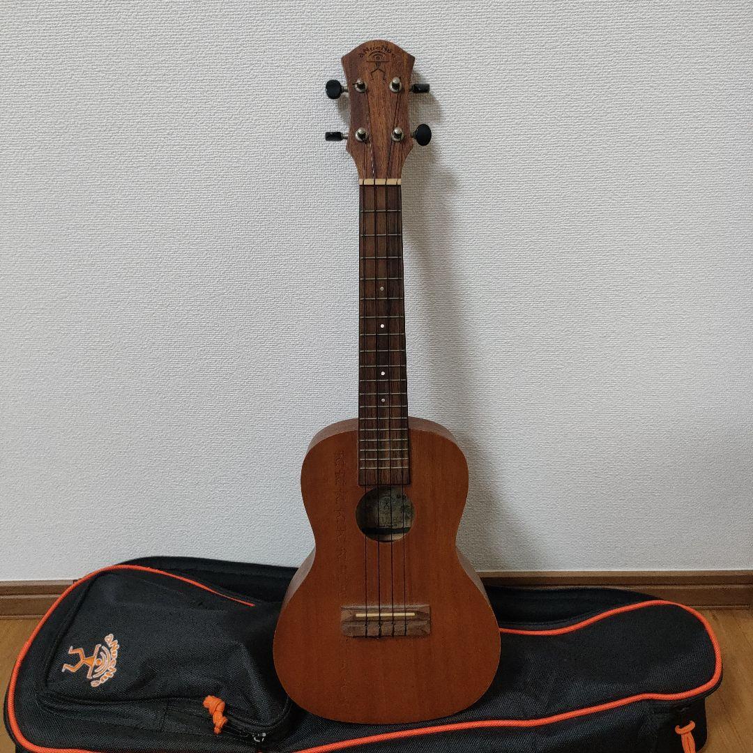 a NueNue コンサートウクレレ papa-Ⅱ