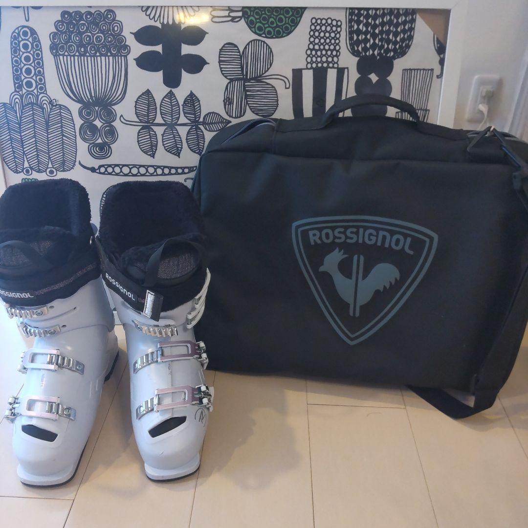 Rossignol レディーススキーブーツ、ケース　値下げ不可