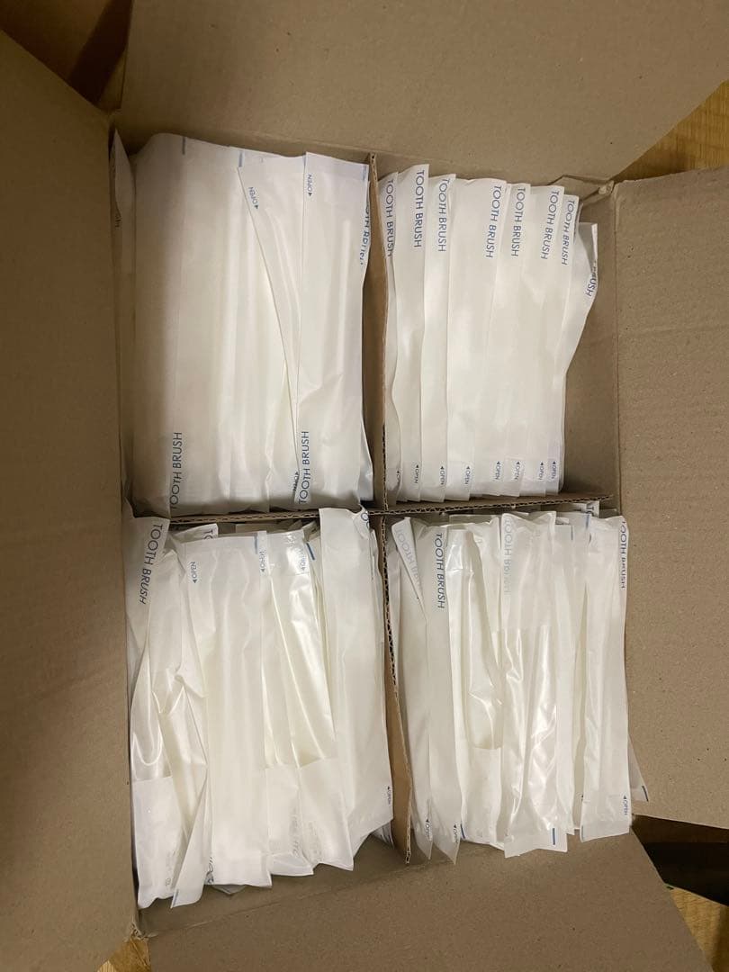 業務用使い捨て歯ブラシ　歯磨き粉付き　240本1箱