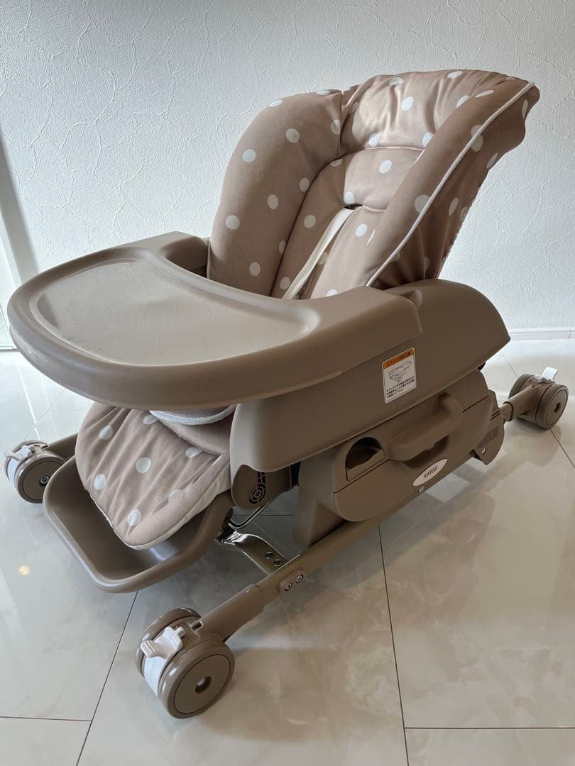 美品★KATOJIヒッコロ II ベージュ　ハイローチェア