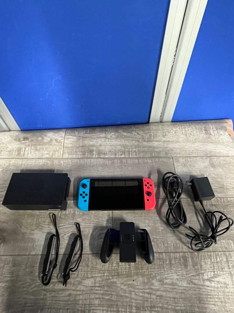 Nintendo Switch ネオンブルー/ネオンレッド 本体 ジョイコン他 Amazon.co.jp: Nintendo Switch Joy-Con(L) ネオンブルー/(R) ネオン