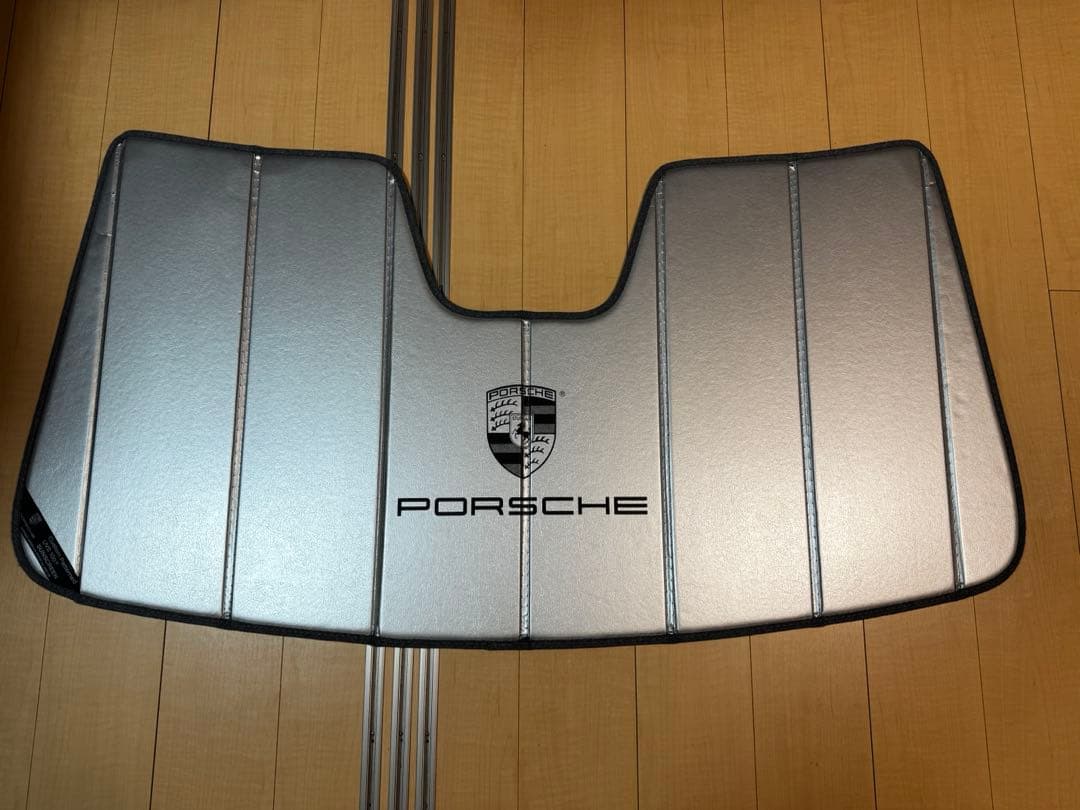 ポルシェマカン フロントウィンドウ サンシェード