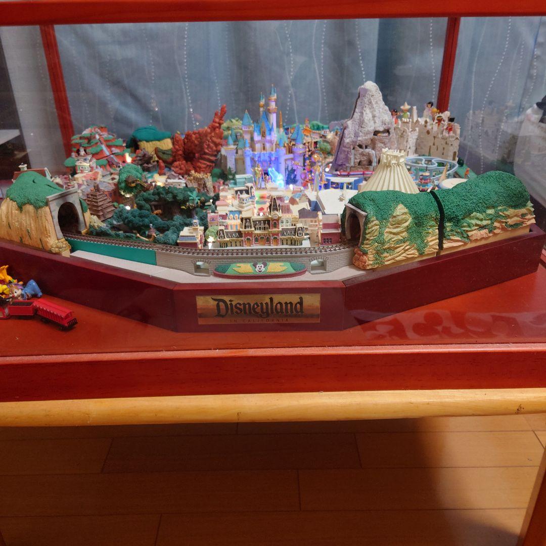 引き取り限定 デアゴスティーニ マイディズニーランド 完成品