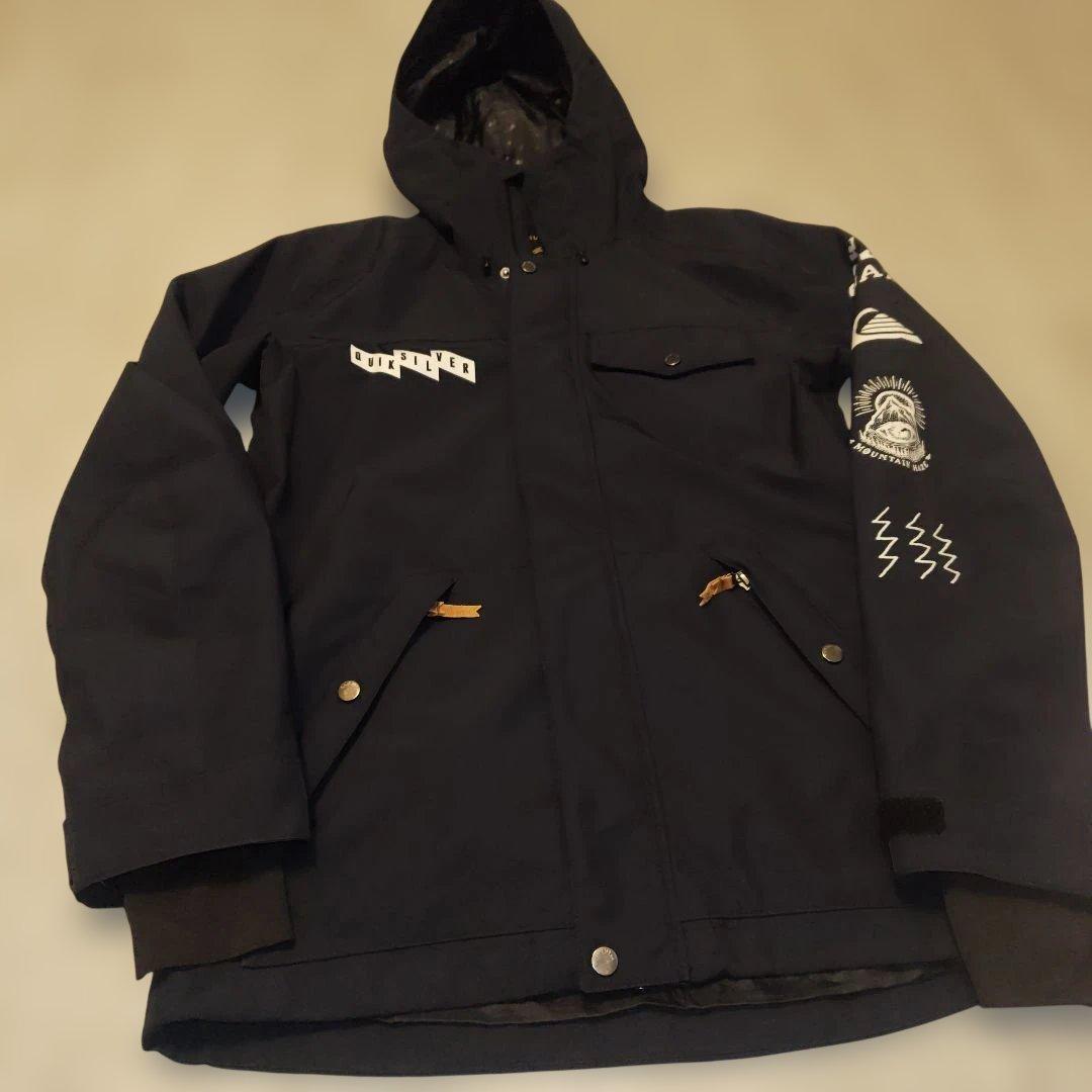 美品 QUIKSILVER スノーボードウェア S/P/CH Jacket